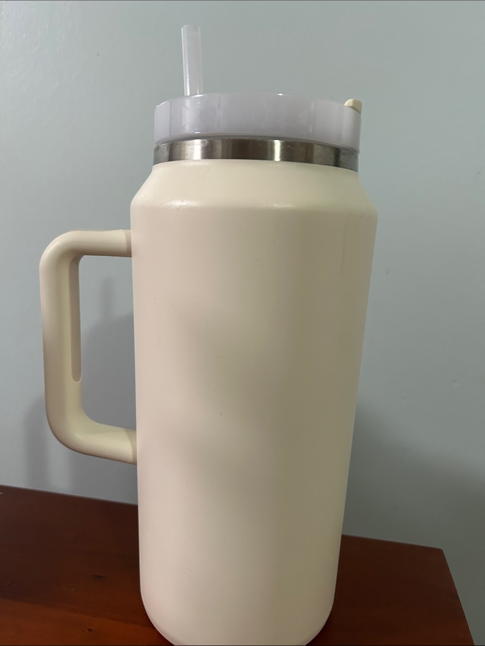 1/2 Gallon Stanley Cream Insulated Travel Mug with Handle and Straw Lid - Picture 2 of 5